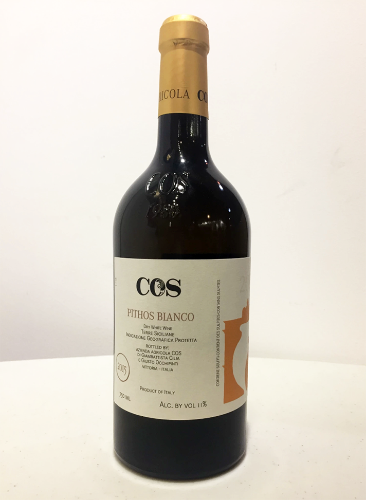 STYLECASTER | Orange Wine Is Basically a Party Trick in a Glass