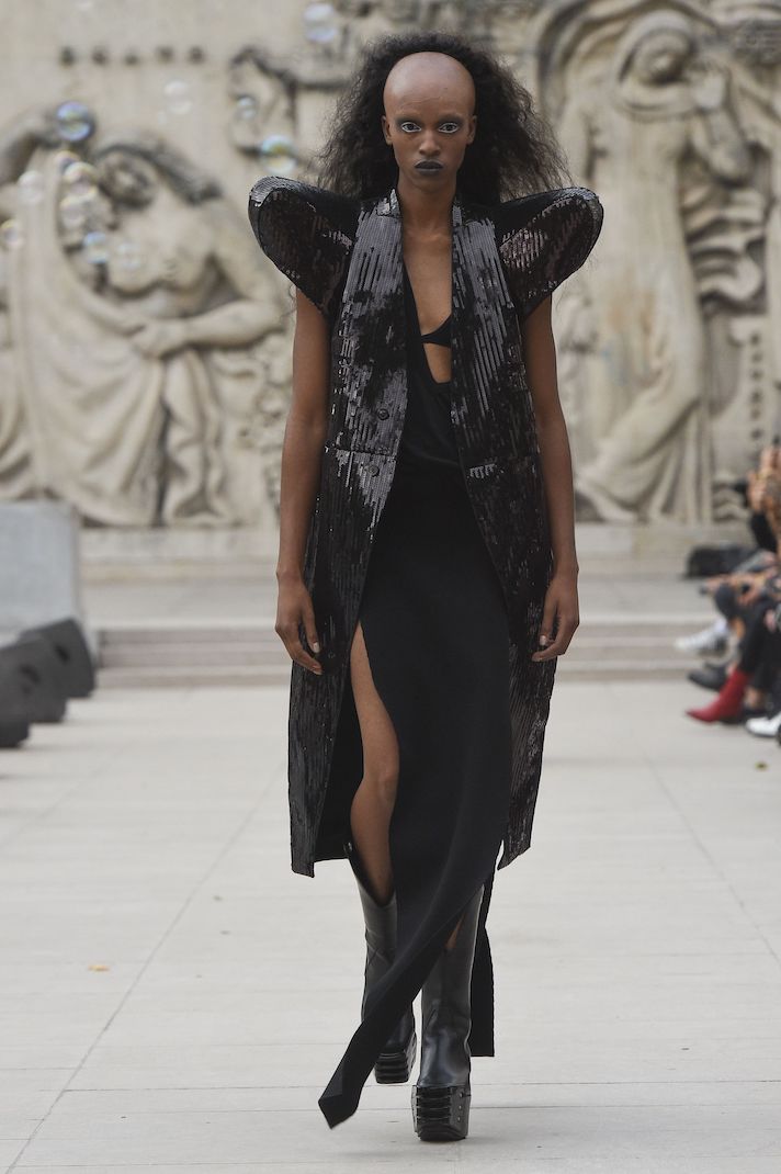 STYLECASTER | Paris Fashion Week Runways