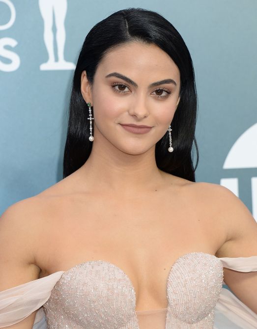2020-sag-awards-camila-mendes
