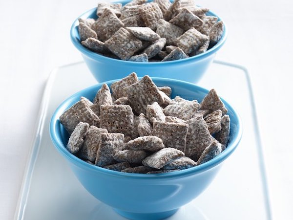 STYLECASTER | Edible Weed Recipes | puppy chow