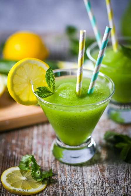 STYLECASTER | creative cocktail recipes | frozen cucumber lemonade cocktail