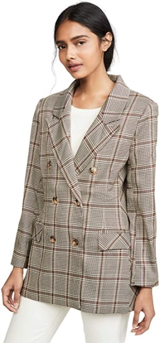 STYLECASTER | Minimalist Fashion Trends