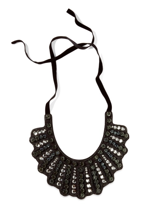 STYLECASTER | Notorious Necklace Banana Republic