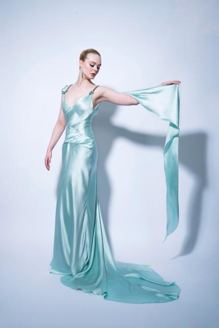 STYLECASTER | Elle Fanning Golden Globes