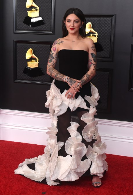 STYLECASTER | Grammys 2021 Fashion