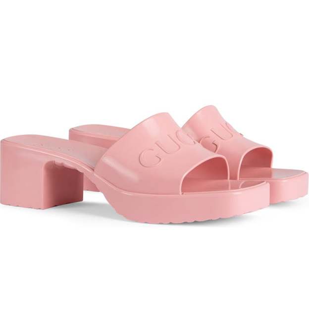 STYLECASTER | Gucci Rubber Slides