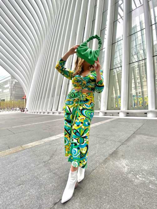 STYLECASTER | Zara Groovy Prints