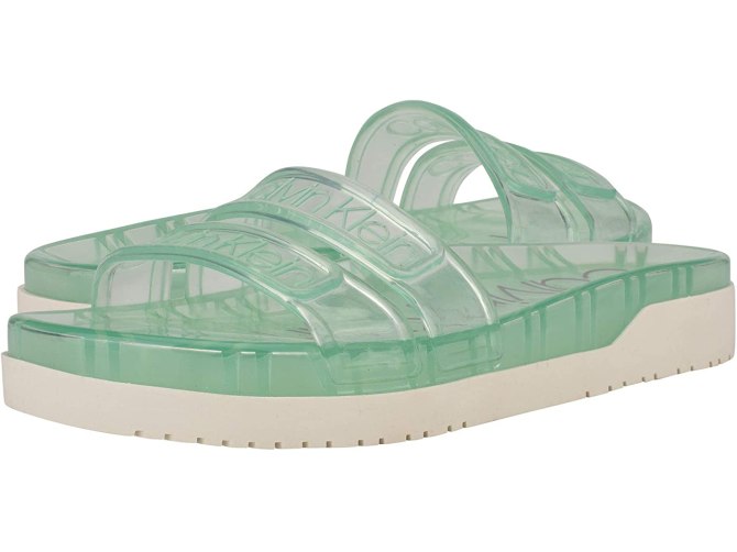 STYLECASTER | Jelly Sandal Trend