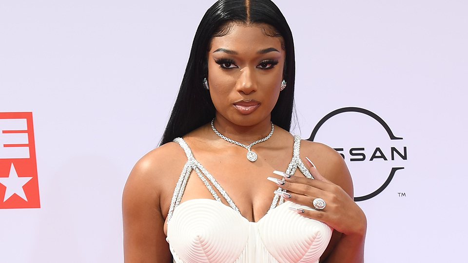 STYLECASTER | Megan Thee Stallion BET Awards