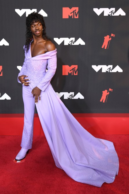 STYLECASTER | VMAs Red Carpet 2021