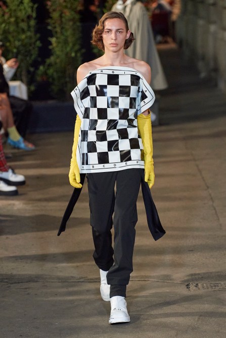 STYLECASTER | Milan Fashion Week SS22