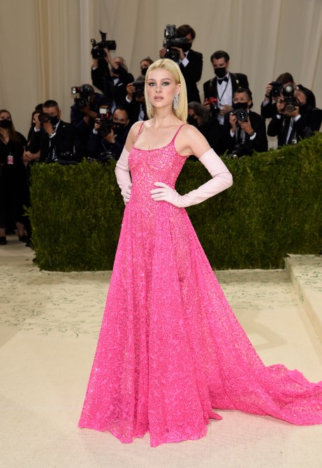 Nicola Peltz Met Gala 2021