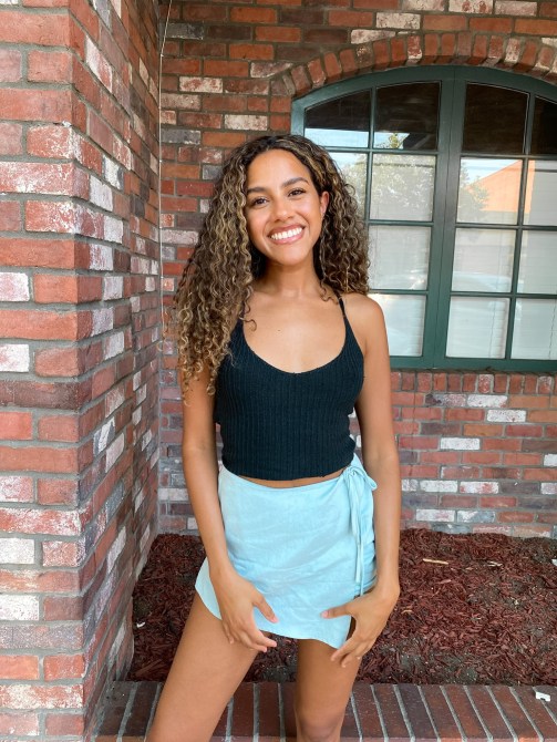 Teddi W., "The Bachelor 2022"