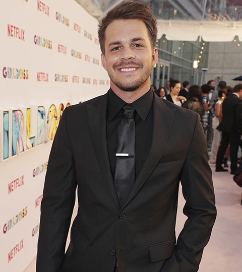 Johnny Simmons