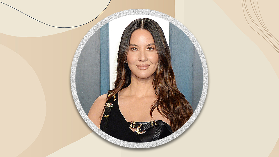 Olivia Munn CoverGirl Lash Blast Volume Mascara