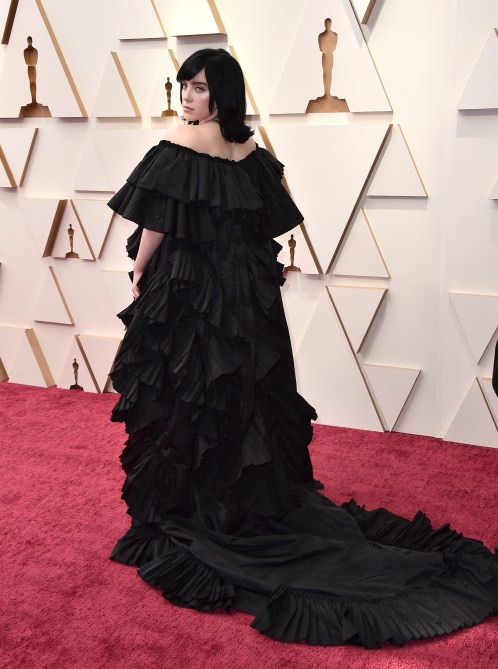 STYLECASTER | Billie Eilish Oscars Look 2022