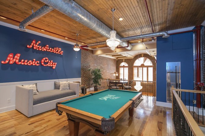 Downtown Nashville Titan Lofts