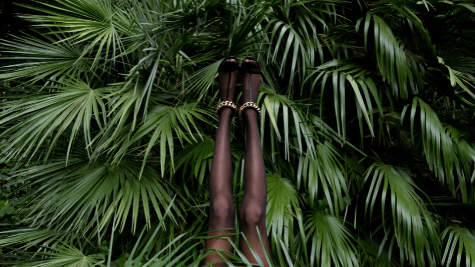 STYLECASTER | Sheer Tights Trend