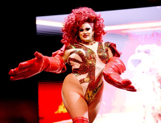 LOS ANGELES, CALIFORNIA - MAY 11: Salina EsTitties performs at After Hours - The Kickoff during RuPaul's DragCon LA 2023 at Los Angeles Convention Center on May 11, 2023 in Los Angeles, California. (Photo by Chelsea Guglielmino/Getty Images)