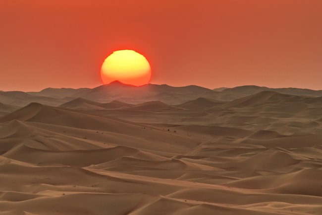 Sunset in Rub al Khali Desert (Abu Dhabi - United Arab Emirates)