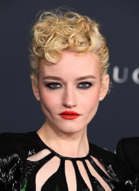 Julia Garner