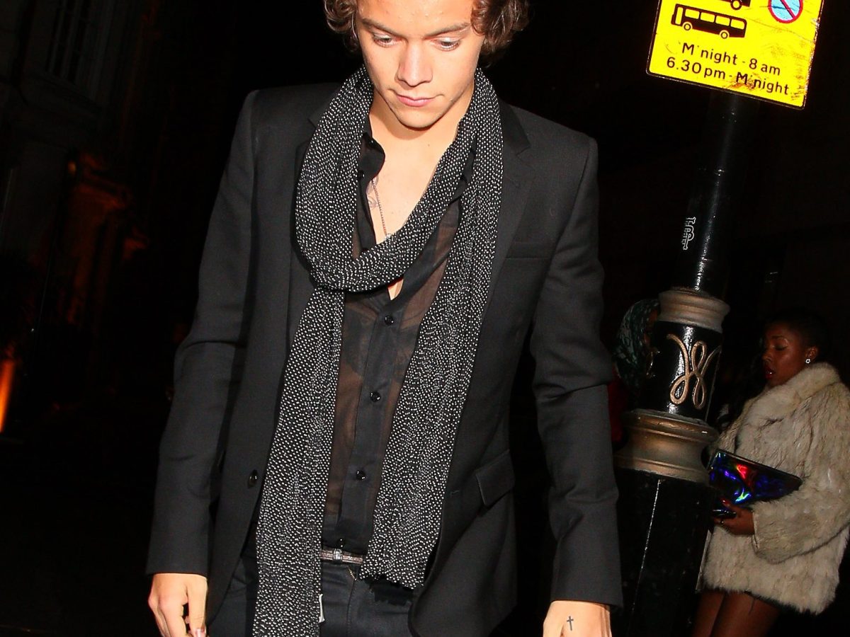 Tumblr Fashion Trend 2024: Tumblr Outfits & Their History, Decoded