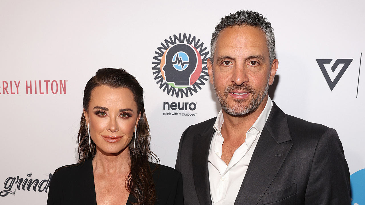Why Did Kyle Richards & Mauricio Break Up? She Hinted At The Real Reason