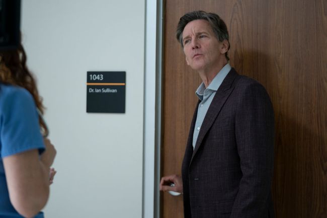 Andrew McCarthy in the One Bullet episode of THE RESIDENT, airing Tuesday, October 4 (8:00-9:02 PM ET/PT) on FOX.
