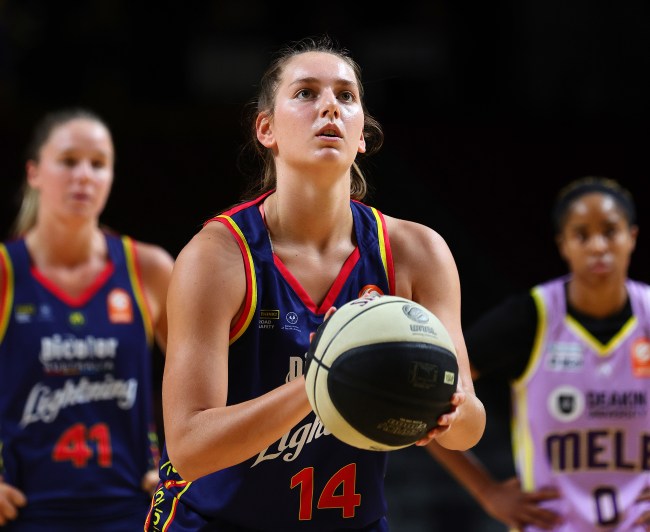 ADELAIDE, AUSTRALIA - FEBRUARY 17: Isobel Borlase of the Adelaide Lightning during the WNBL match between Adelaide Lightning and Melbourne Boomers at Adelaide Arena, on February 17, 2024, in Adelaide, Australia.