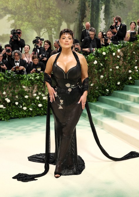 Ashley Graham attends The 2024 Met Gala Celebrating "Sleeping Beauties: Reawakening Fashion" at The Metropolitan Museum of Art on May 06, 2024 in New York City.