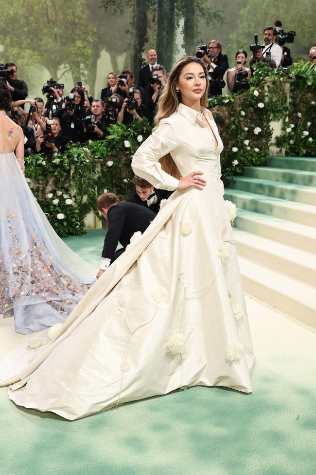 Madelyn Cline attends The 2024 Met Gala Celebrating "Sleeping Beauties: Reawakening Fashion" at The Metropolitan Museum of Art on May 06, 2024 in New York City.