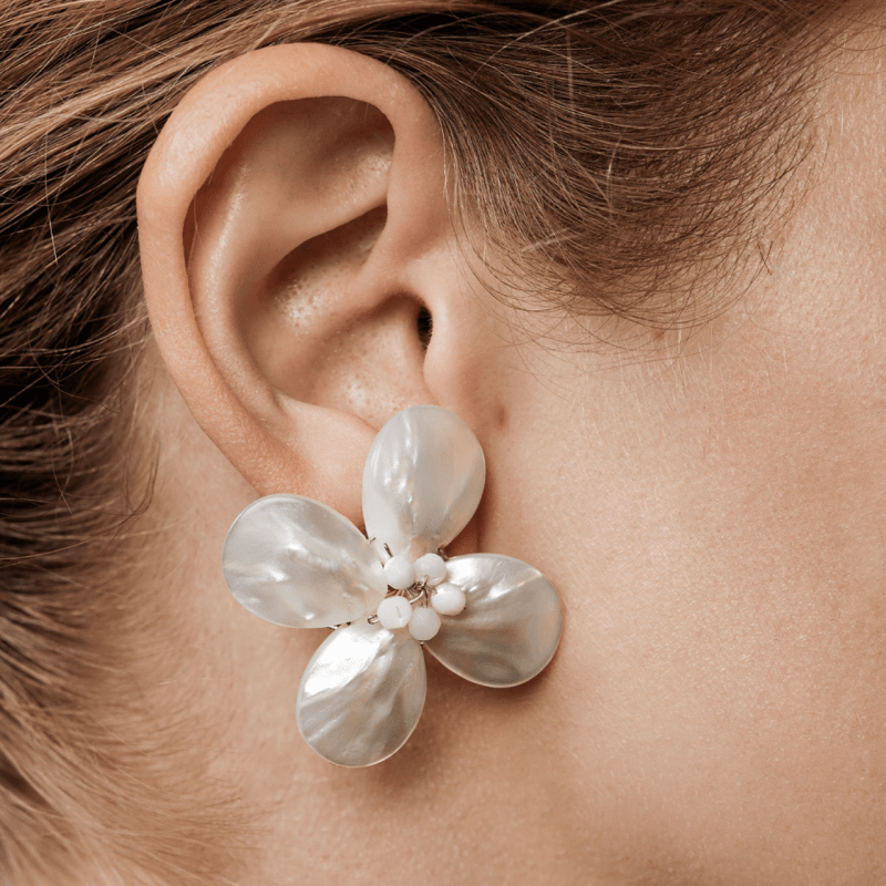 Earrings Trends 2024: Bows, Dangly Crystals, & More for Fall