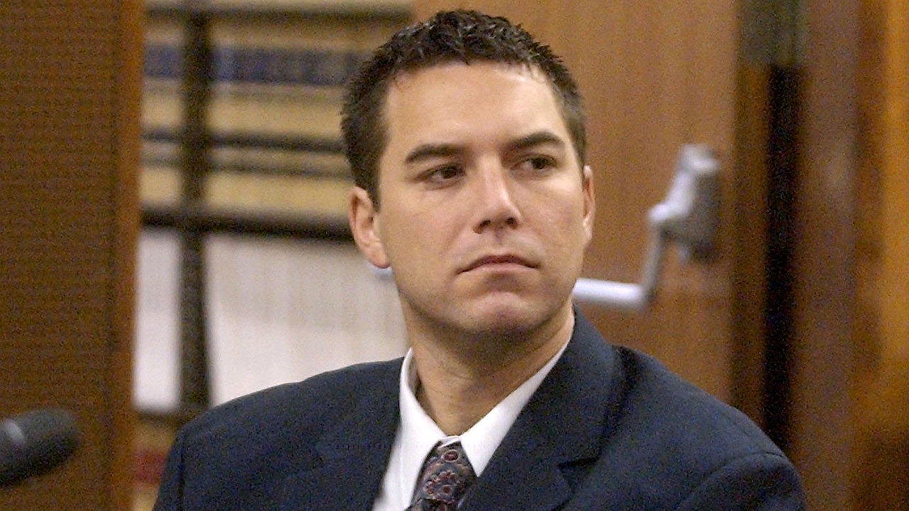 Scott Peterson appears at a hearing in Stanislaus County Superior Court September 2, 2003 in Modesto, California. The preliminary hearing for Peterson's double-murder case is set for October 20, 2003.