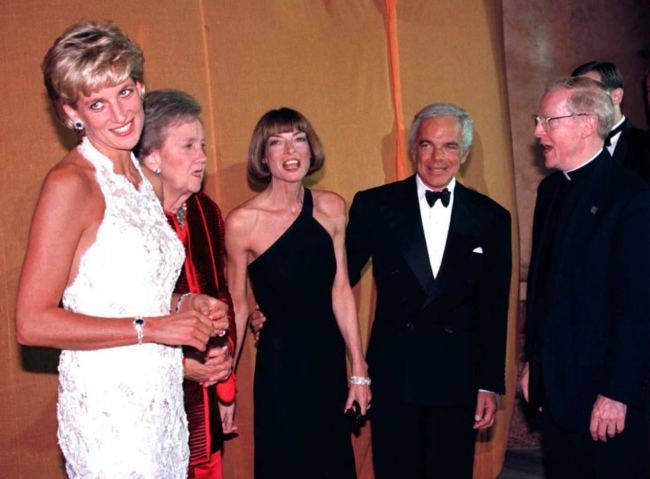 Princess Diana of Wales (L), Washington Post owner Katheryn Graham, Vogue Magazine editor Anna Wintour, designer Ralph Lauren, and Georgetown University President Leo J. O'Donovan (R) work the receiving line during a multi-million dollar fundraising event for the Nina Hyde Center for Breast Cancer Research late 24 September in Washington, DC. The benefit is named after Hyde who was the Washington Post's fashion editor who died of breast cancer.