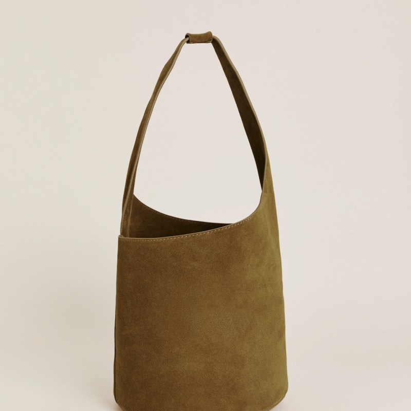 Bag Trends 2024—Soft Suede and Leopard Print for Fall