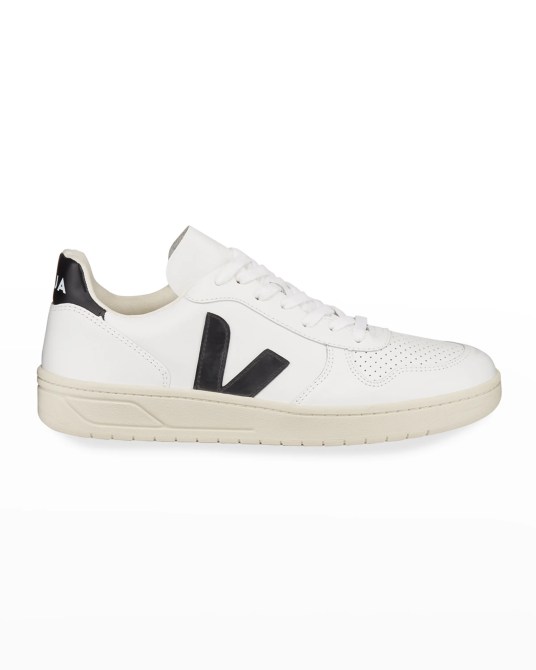Veja V-10 in extra white and black
