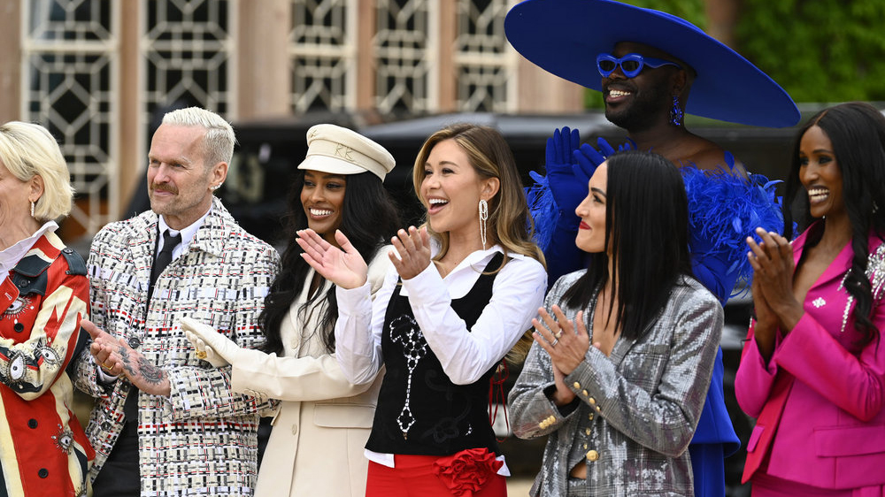 THE TRAITORS -- "Let Battle Commence" Episode 301 -- Pictured: (l-r) Bob Harper, Ciara Miller, Gabby Windey, Bob The Drag Queen, Nikki Garcia, Chanel Ayan