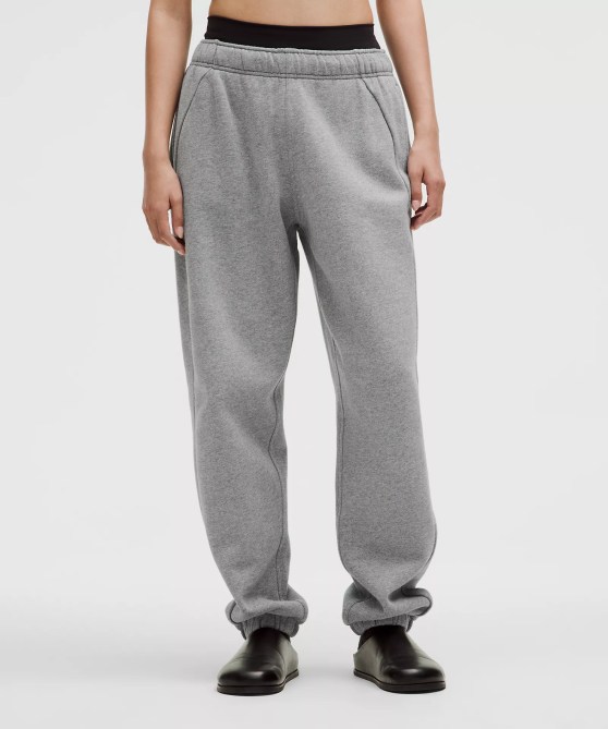 Lululemon Scuba Mid-Rise Oversized Jogger