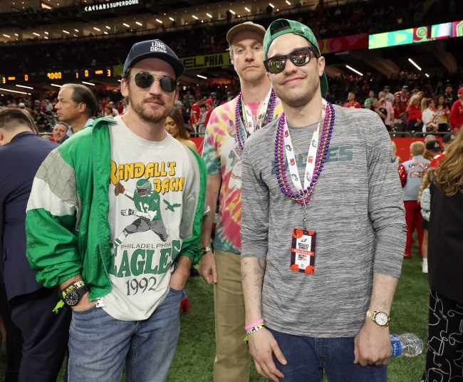 NEW ORLEANS, LOUISIANA - FEBRUARY 09: (L-R) Miles Teller and Pete Davidson attend the Super Bowl LIX Pregame at Caesars Superdome on February 09, 2025 in New Orleans, Louisiana.