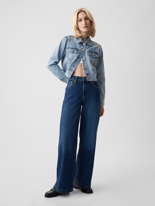 A model wearing the GAP High Rise Stride Wide-Leg Jeans in a dark wash