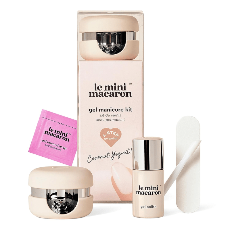 Recession Nails Is the 2025 Trend That’s All About DIY Manicures