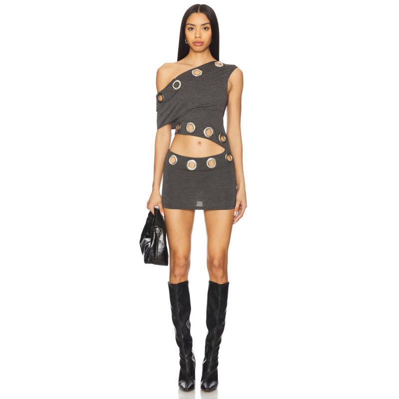 What to Wear to Glastonbury 2025, According to Stylists