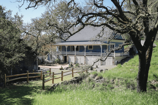 20 Best Bachelorette Airbnbs to Book in the US 2026