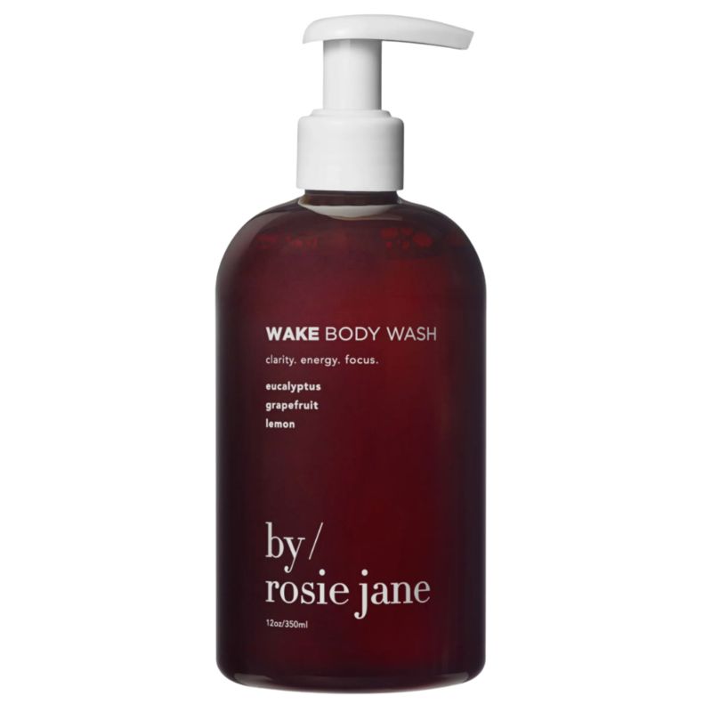 9 Best-Smelling Body Washes for Fall & Winter 2025