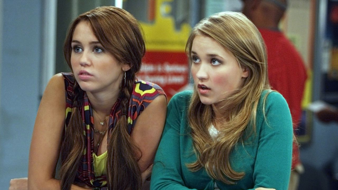 Miley Cyrus, Emily Osment