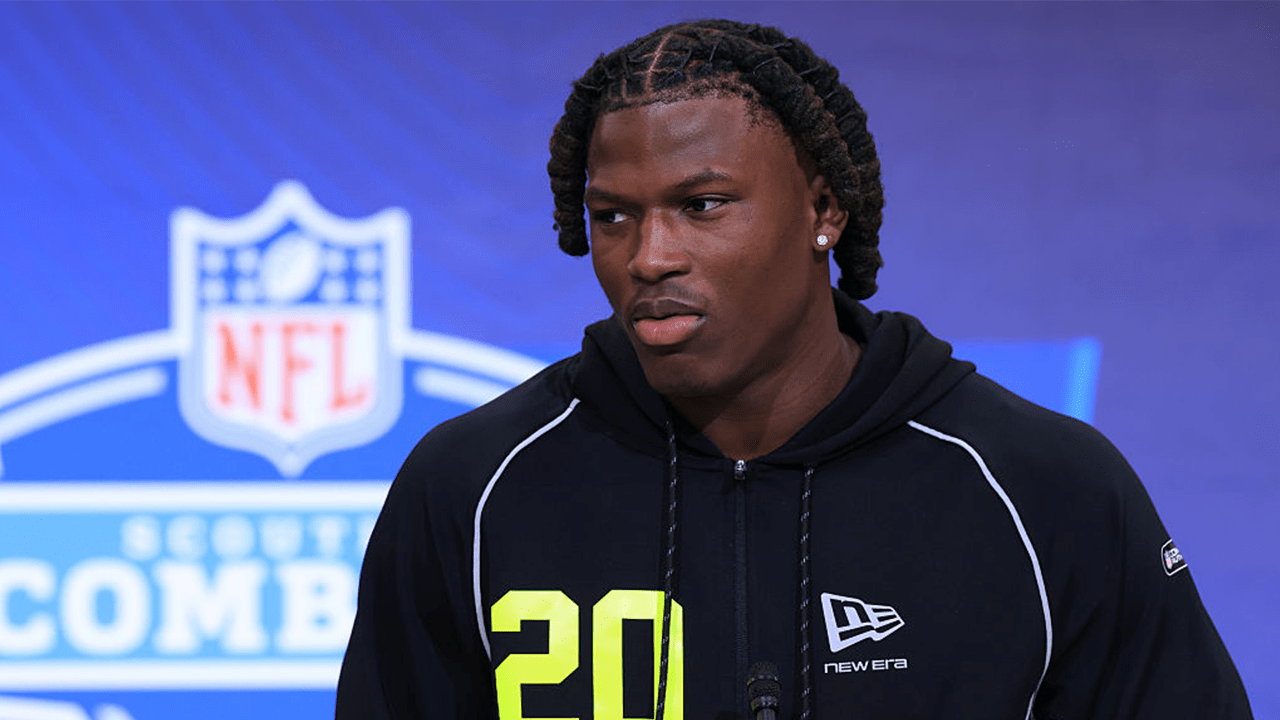 INDIANAPOLIS, INDIANA - FEBRUARY 25: Arvell Reese of the Ohio State Buckeyes speaks to the media during the 2026 NFL Scouting Combine at Lucas Oil Stadium on February 25, 2026 in Indianapolis, Indiana. (Photo by Justin Casterline/Getty Images)
